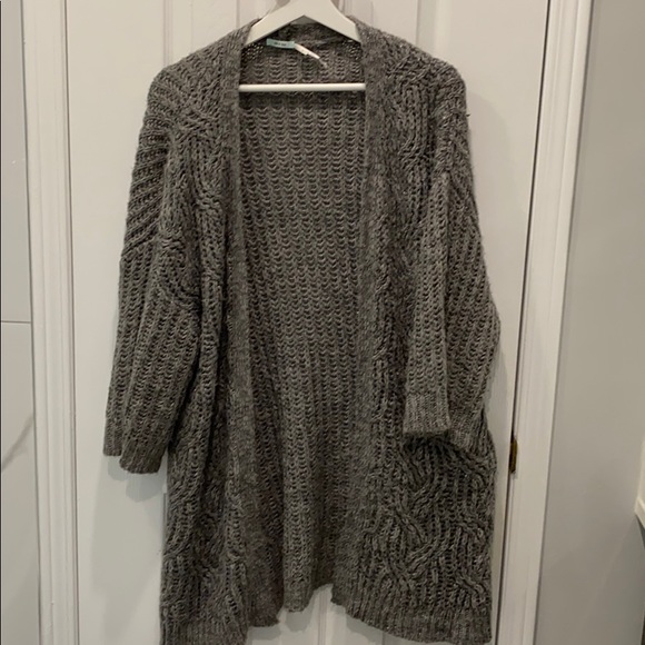 Urban Outfitters Cardigan - Picture 2 of 3